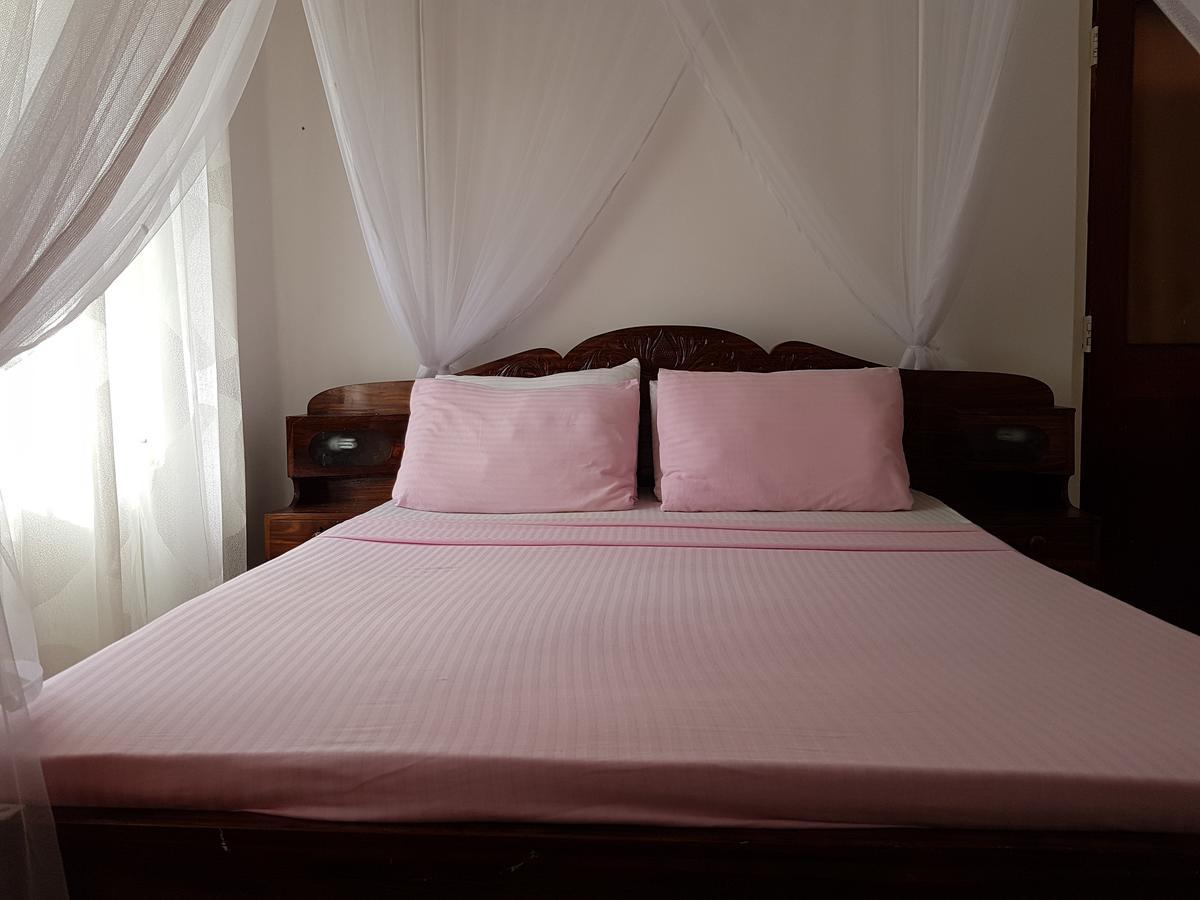Lotus Villa Bentota Exterior photo